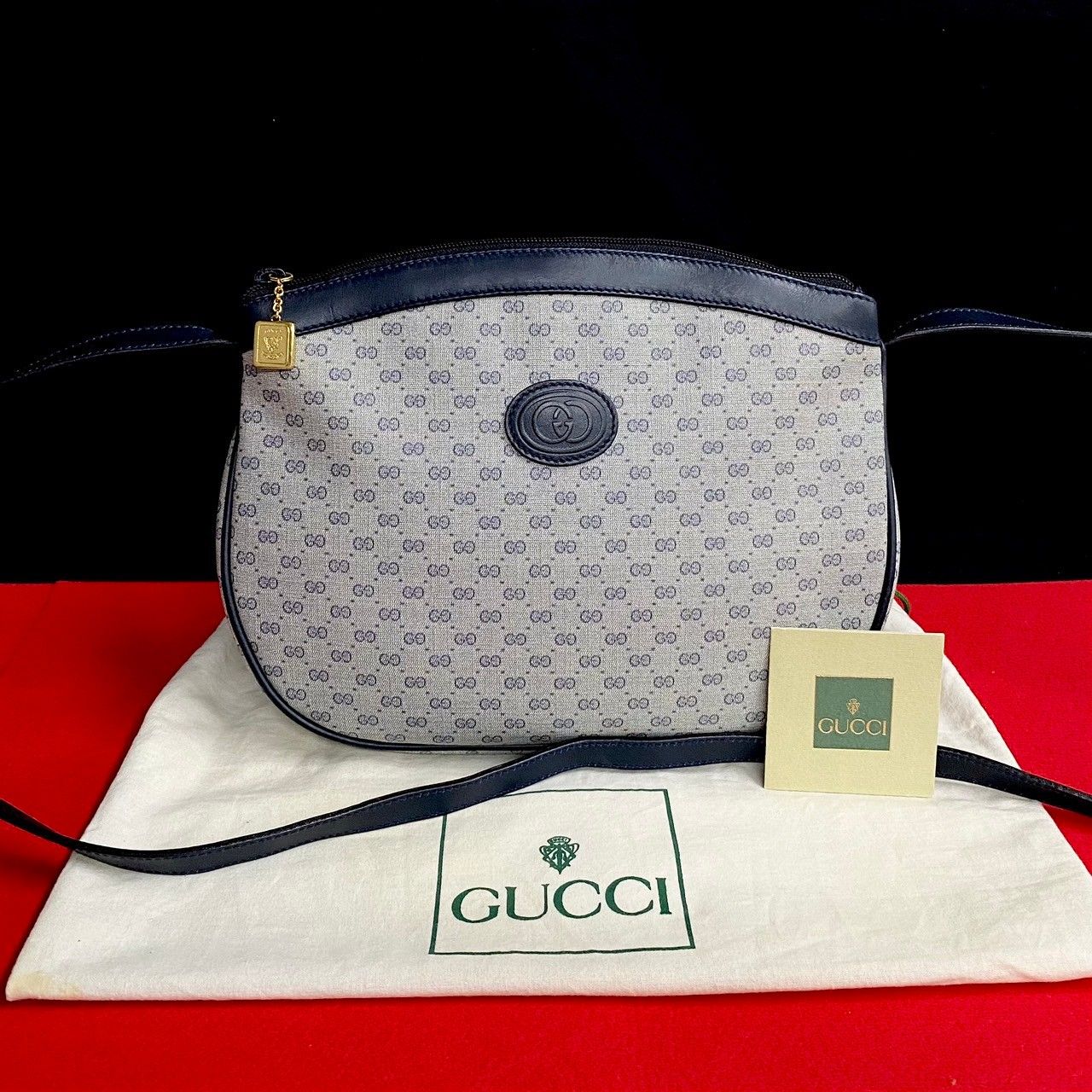 極 美品 袋付き GUCCI グッチ オールドグッチ ヴィンテージ マイクロGG ロゴ レザー ミニ ショルダーバッグ ポシェット ネイビー  55071 - メルカリ