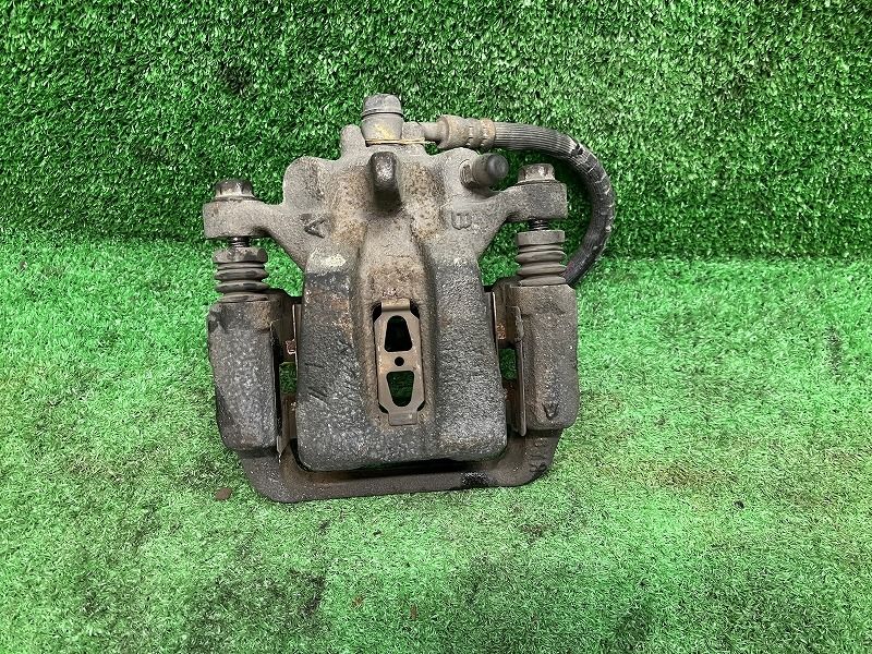 オデッセイ RC4 右リアキャリパー ハイブリッドアブソルート HSアドバンスド 8人 43018-T6A-J00 NH820P