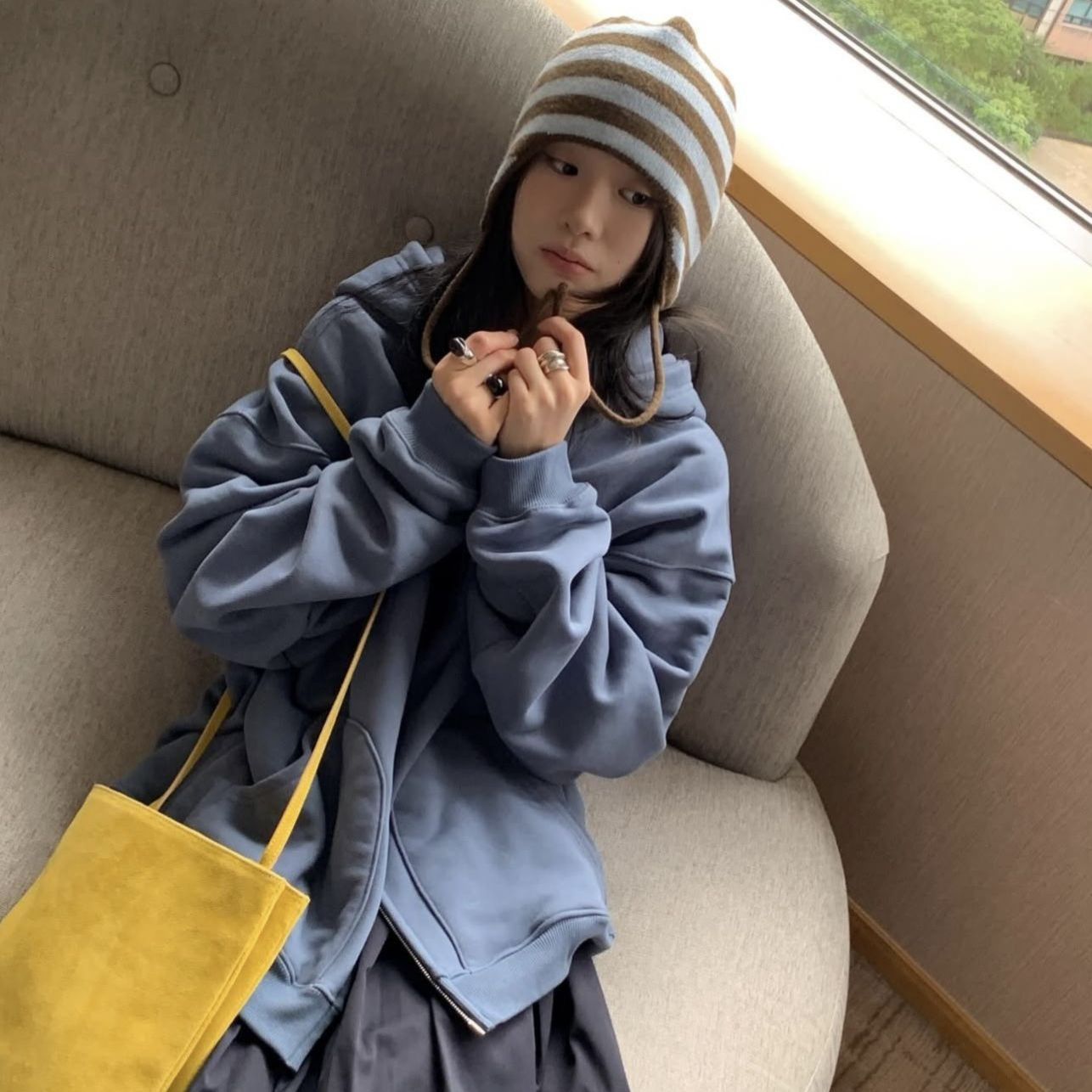 フード付きスウェットアウター 厚手