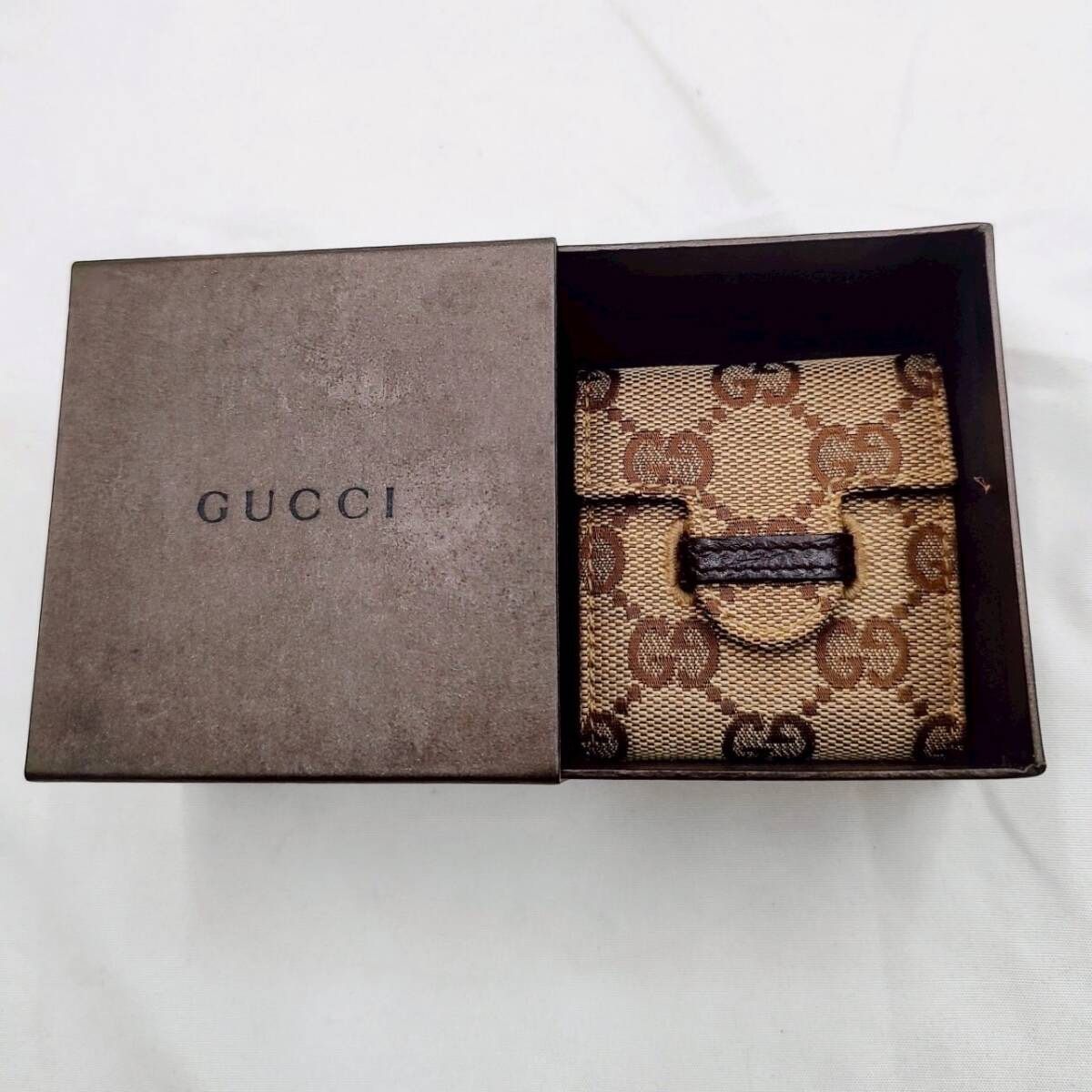 【D3088-60-2】GUCCI キャンバス柄 置時計 トラベルロック 楽天市場】GUCCI グッチ ブラック文字盤 GGキャンバス SS