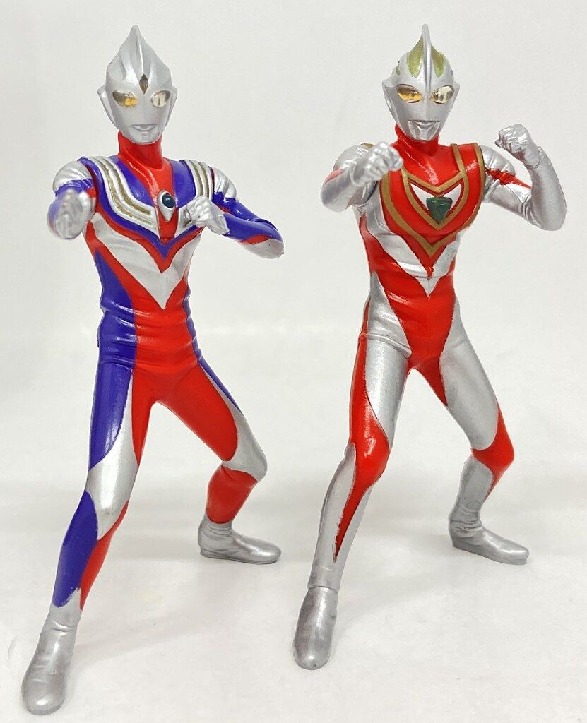 バンダイ ハイパーディティール ウルトラマン ファイティング