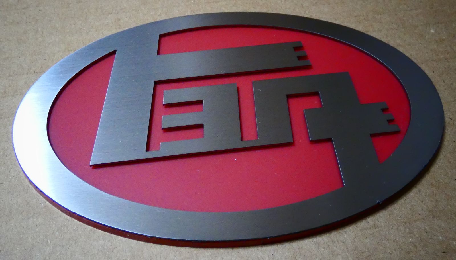 エンブレム 車 旧トヨタエンブレム カー用品  ドレスアップ01 エンブレム 車 旧トヨタエンブレム カー用品 カーアクセサリー ドレス