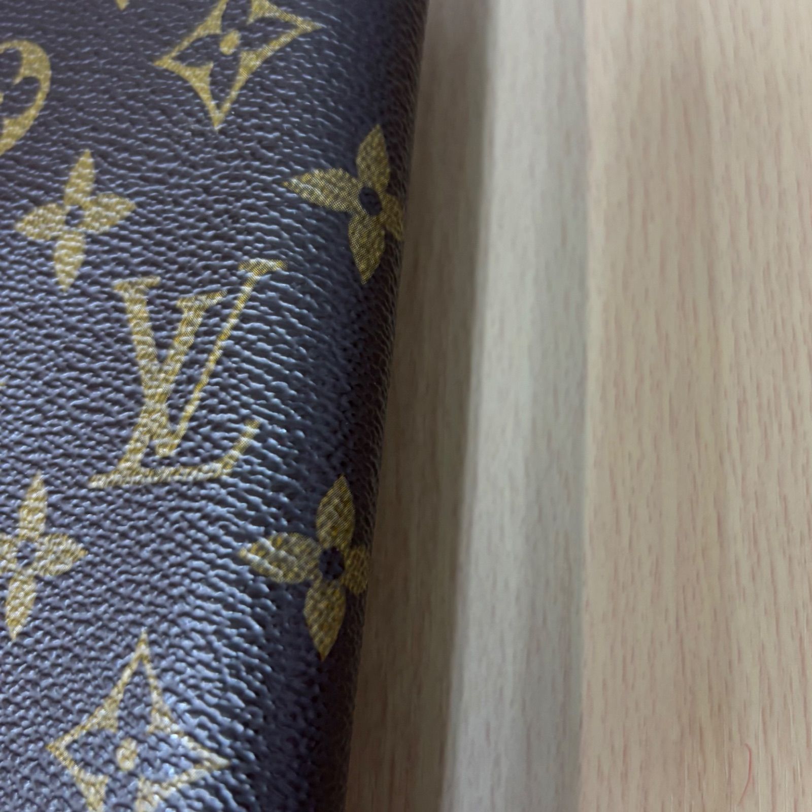 VUITTON ルイヴィトン
