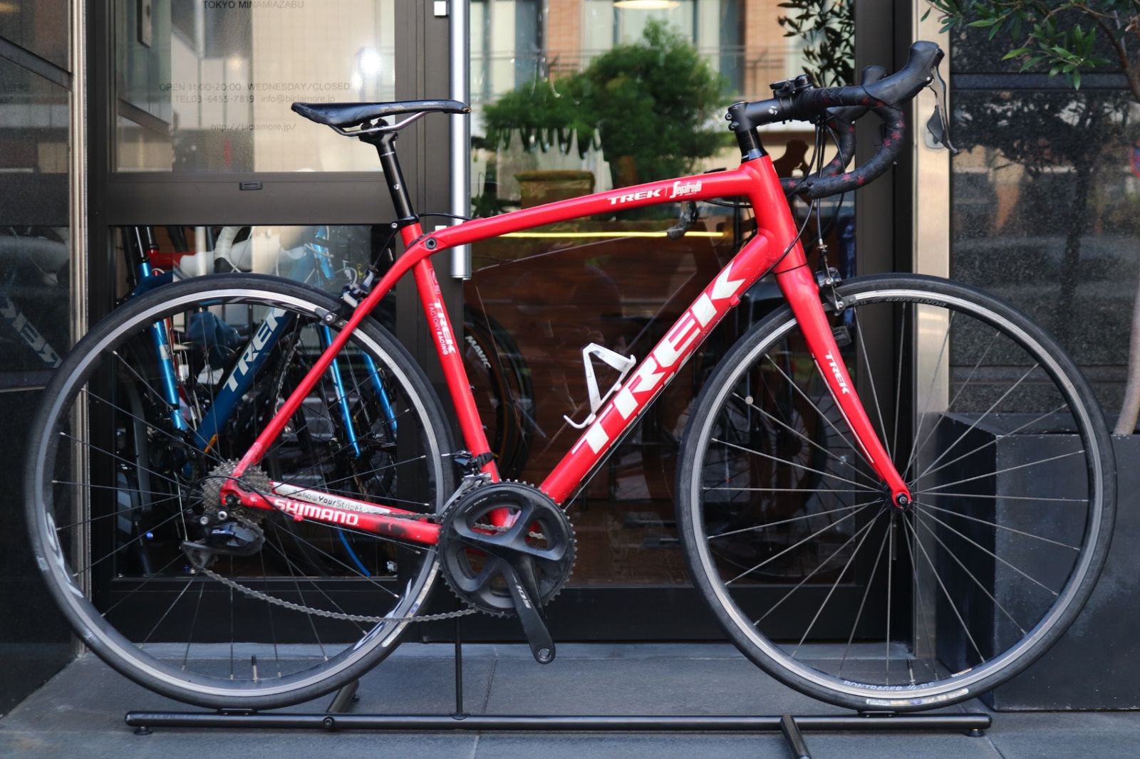 トレック TREK ドマーネ DOMANE ALR4 2017モデル 56サイズ シマノ 105