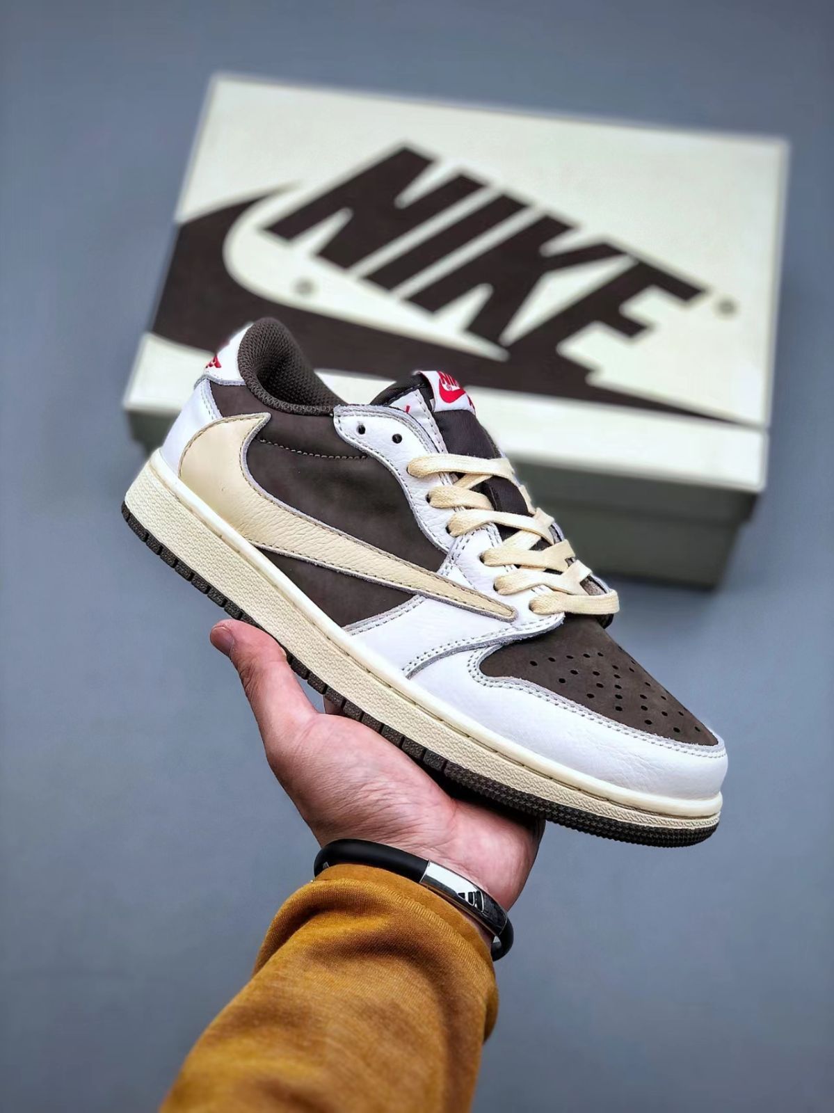 Air Jordans Travis Scott x 1 Low OG Reverse Mocha