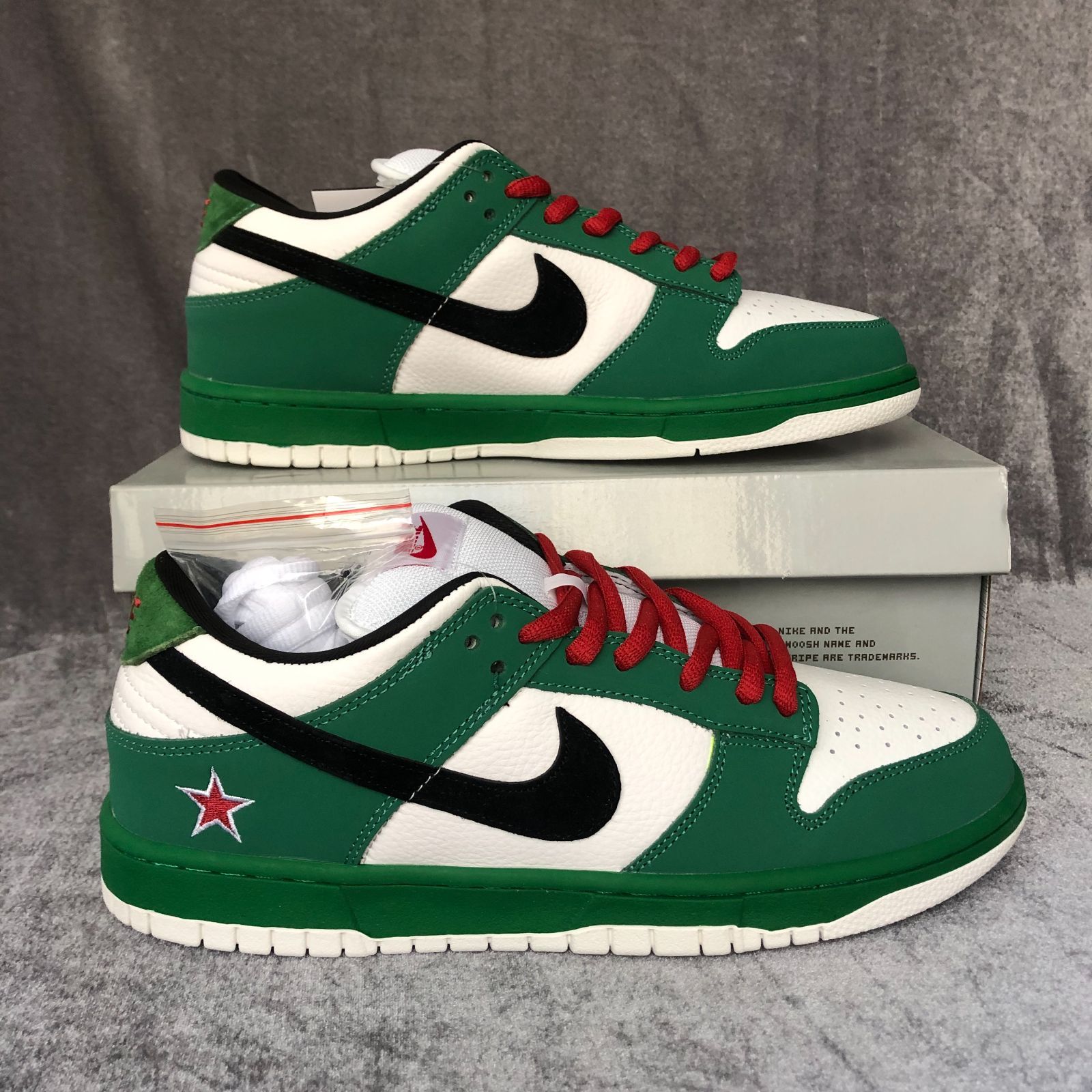 Nike Dunk SB Heineken⭐️⭐️ナイキ