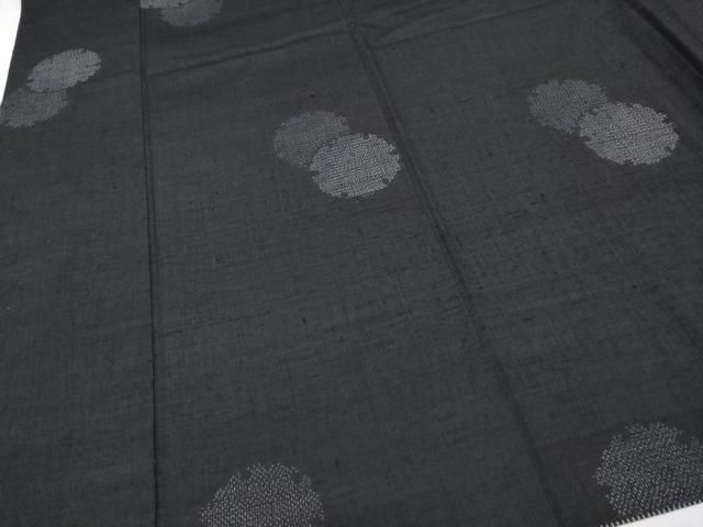 平和屋本店□極上 結城紬 100亀甲 雪輪重ね文 黒地 証紙付き さが美  