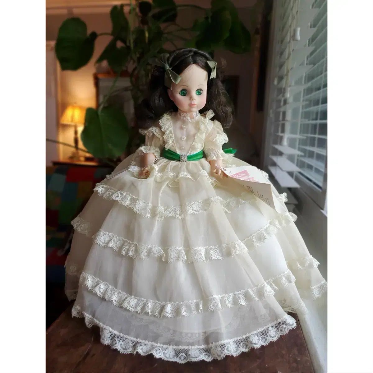 マダム アレクサンダー 人形:スカーレット 大原 - メルカリ