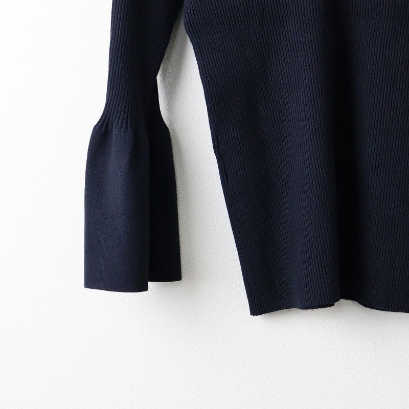 美品 アルアバイル allureville デコルテネックプルオーバー 2/ホワイト リブニット Vネック フレアスリーブ【2400014092547】 美品 アルアバイル allureville デコルテネックプルオーバー 2