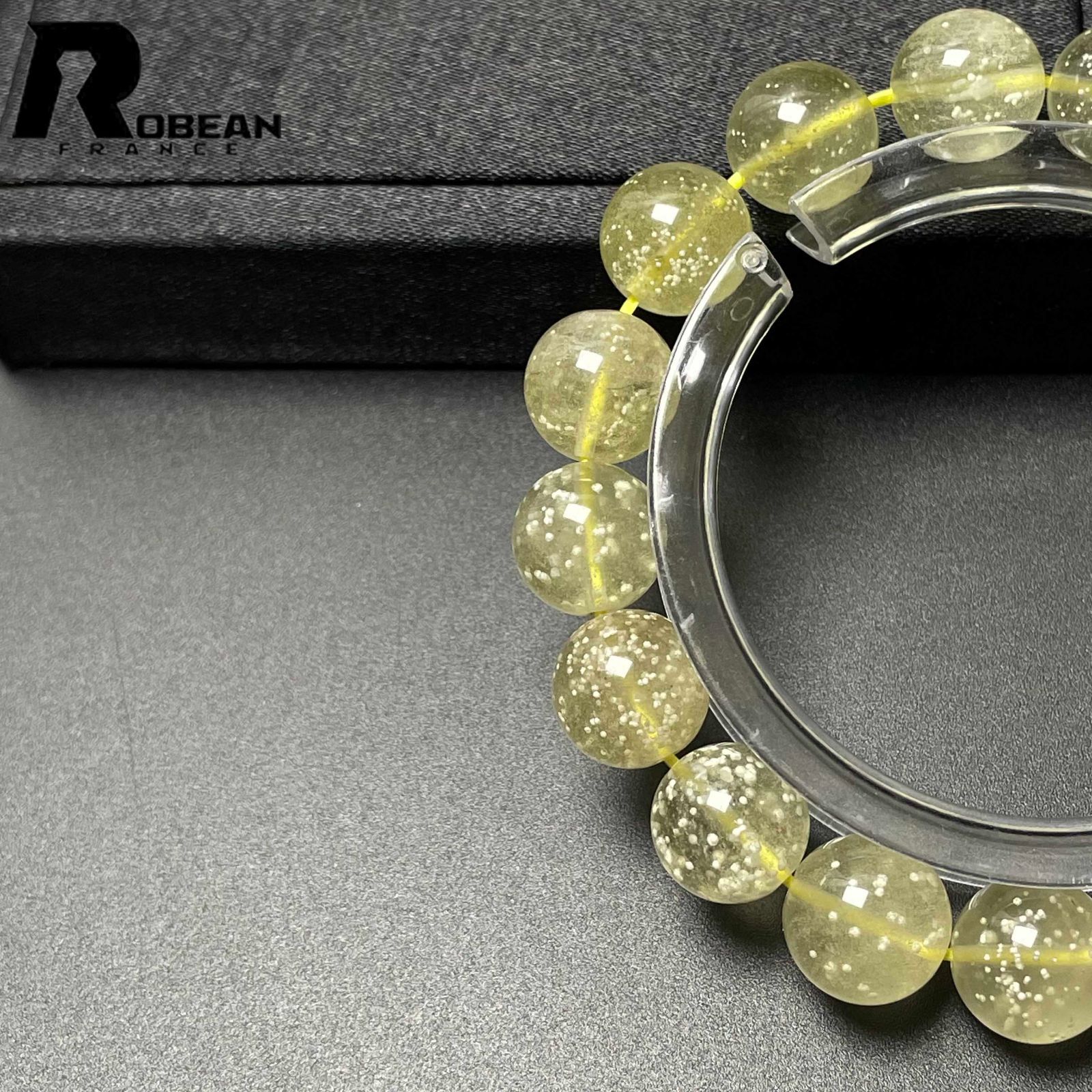 美品 セリーヌ バングル ホースビット 大ぶり ロゴ ブレスレット モチーフ 美品 セリーヌ バングル ホースビット 大ぶり ロゴ ブレスレット