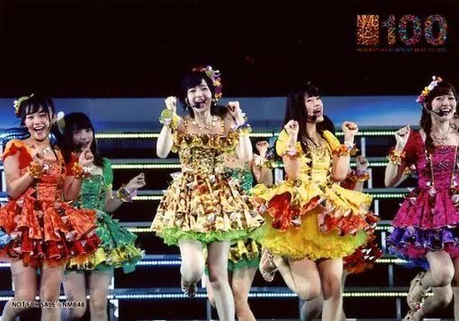 中古】生写真(AKB48・SKE48) NMB48/集合(5人)/横型・ライブフォト・膝