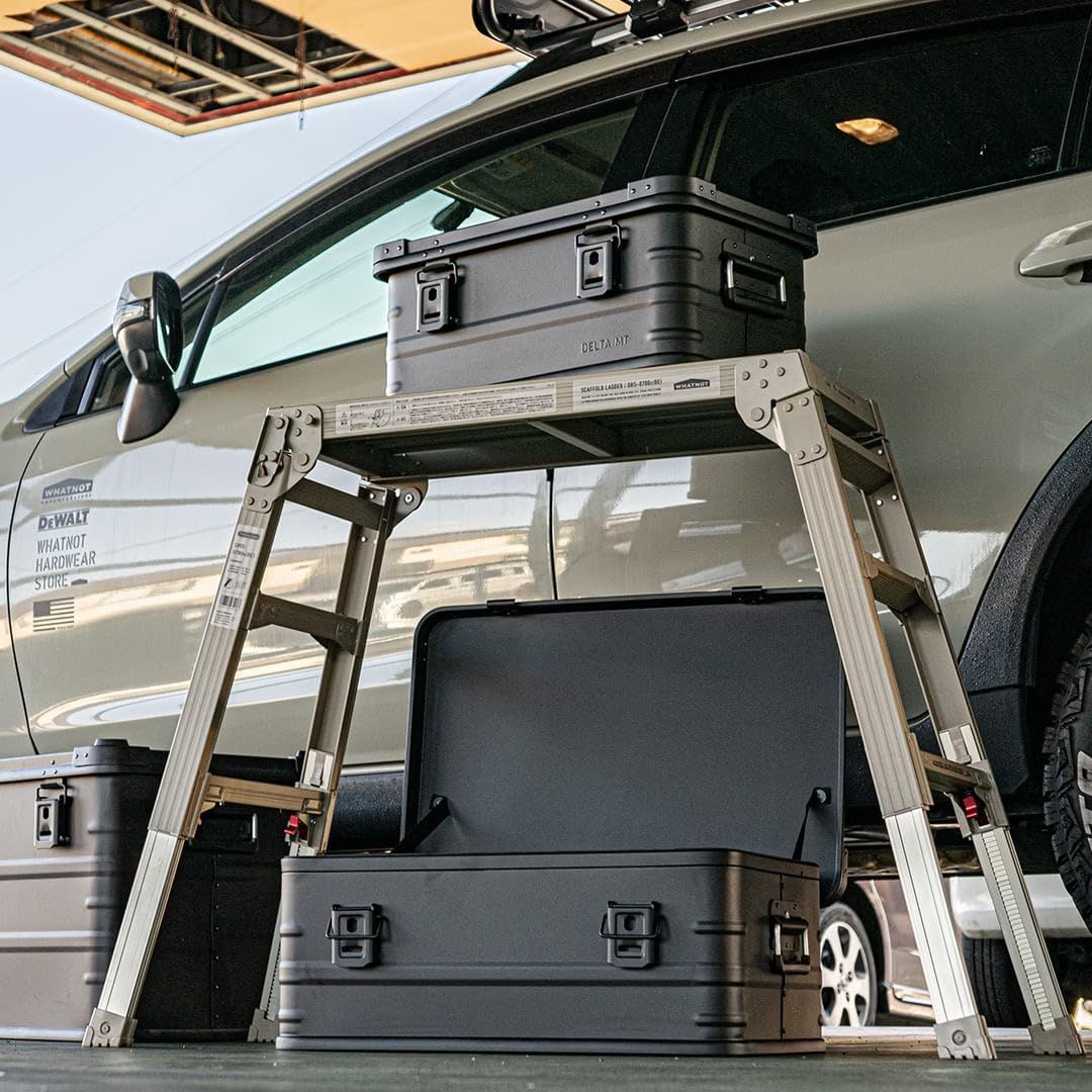 サンドベージュ