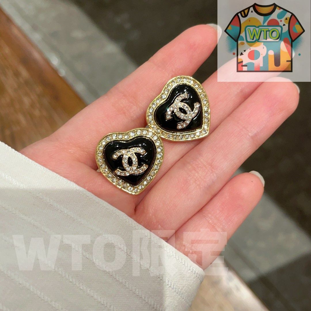 今日WTO】Chanel ヴィンテージ アルファベットピアス 送料無料