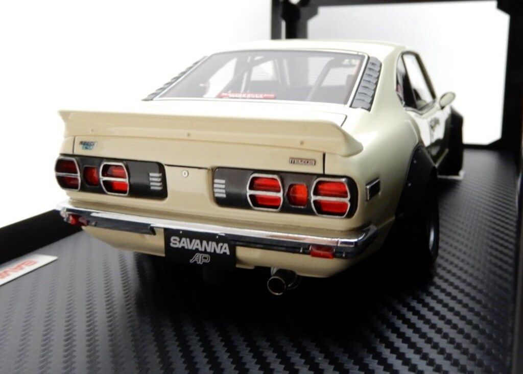 一流の素材、完璧な品質! ignition model 1 18 Mazda Savanna S124A Semi Works White