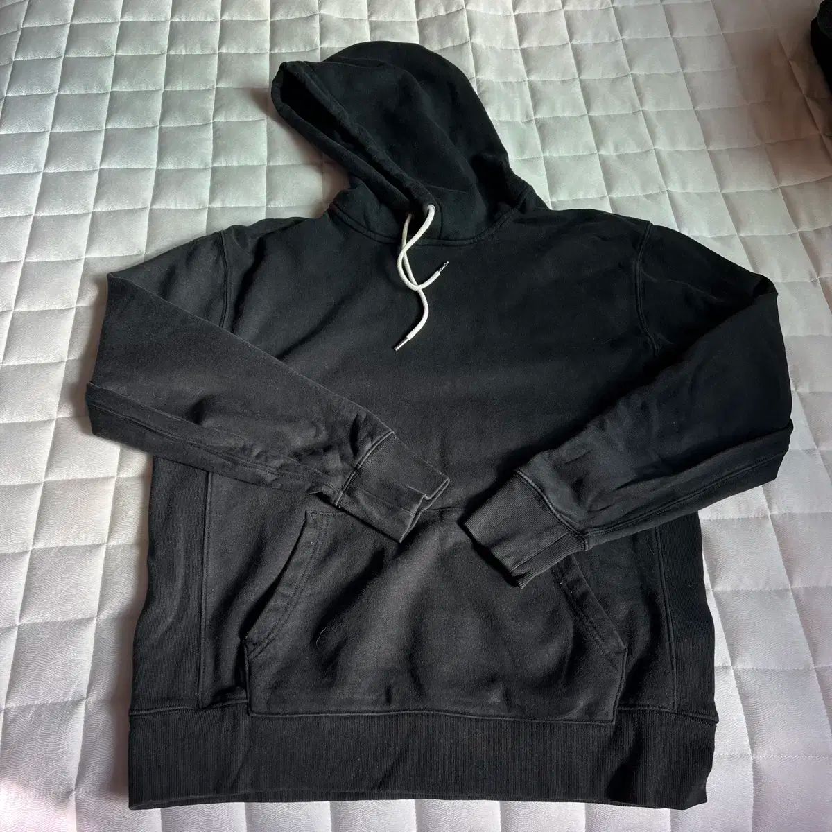 【雷市場（ポンジャン）商品韓国直送】 JCREW J.Crew(J.クルー) フリース 黒 フード付きTシャツ L （ 105 ー 110 ）