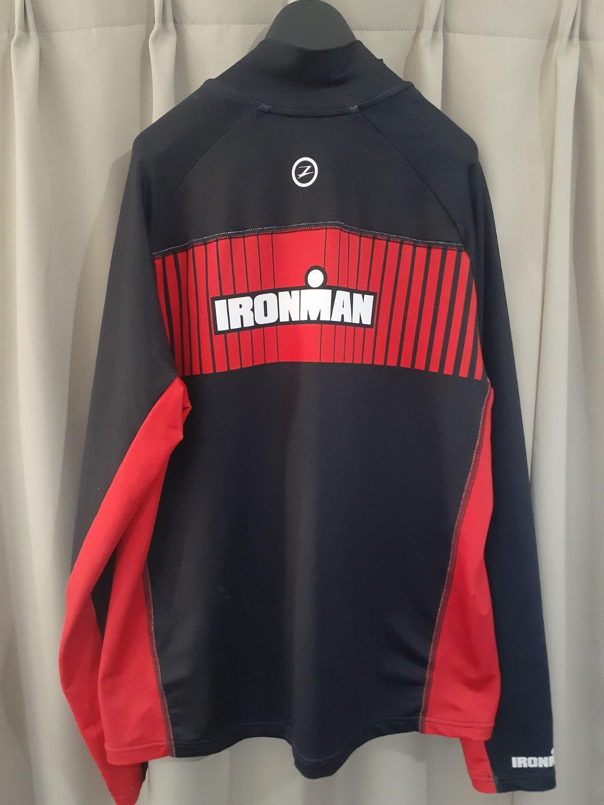 新品★ Zoot アイアンマン ランニング ハーフジップ ジャケット ZOOT ズート アイアンマン IRONMAN トライアスロン ウェア M