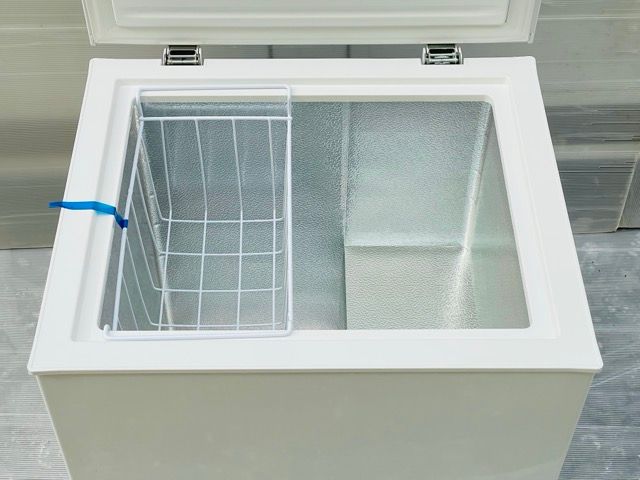上開き冷凍庫