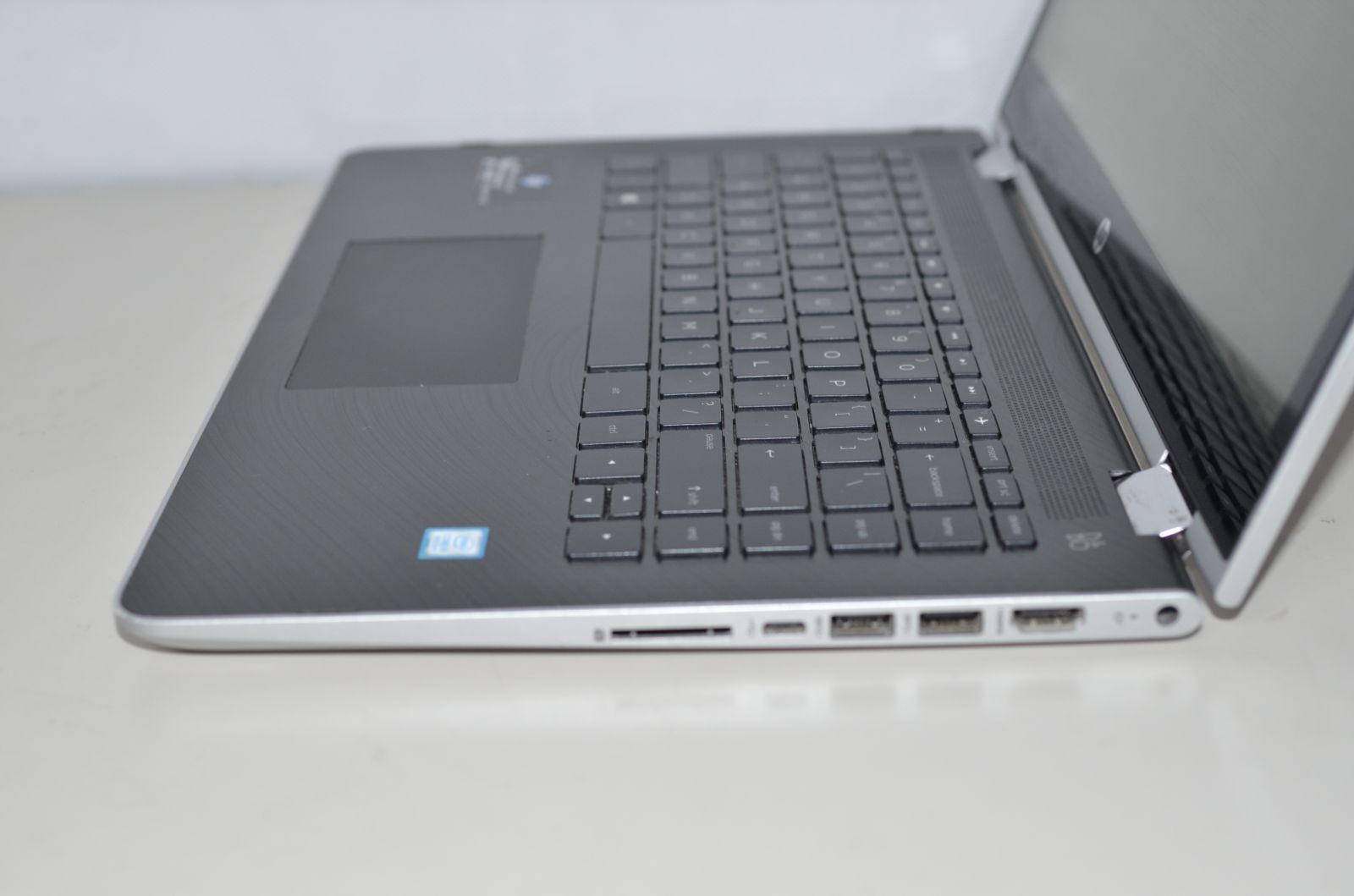 訳アリノートパソコン HP Pavilion x360 14-ba103TU Windows11+office