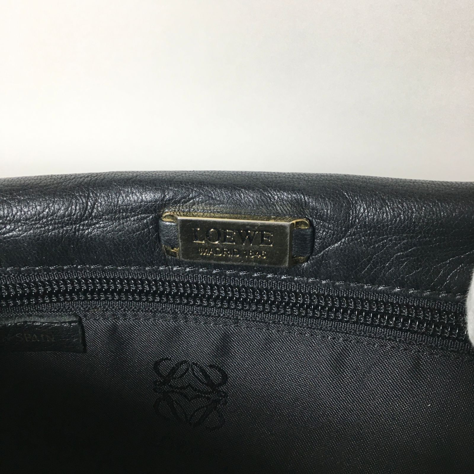 2507-139｜美品｜ロエベ ショルダーバッグ ナッパレザー ブラック 2507-139｜美品｜ロエベ ショルダーバッグ ナッパレザー