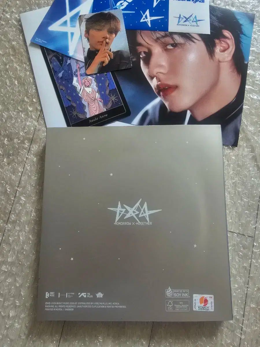 TXT TOMORROW ×TOGETHER 直筆サイン TXT TOMORROW X TOGETHER(TXT) (非売品) 直筆サイン入りアルバム