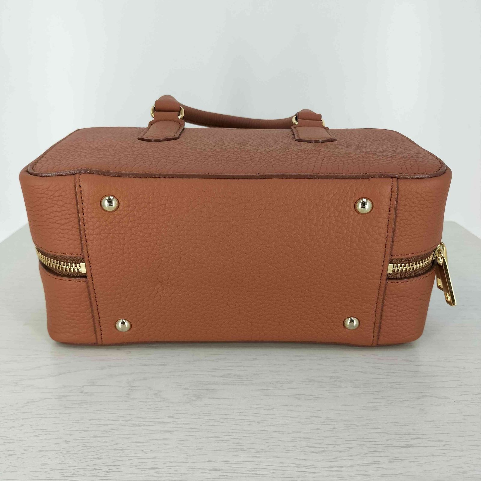 chiiii ボストン赤