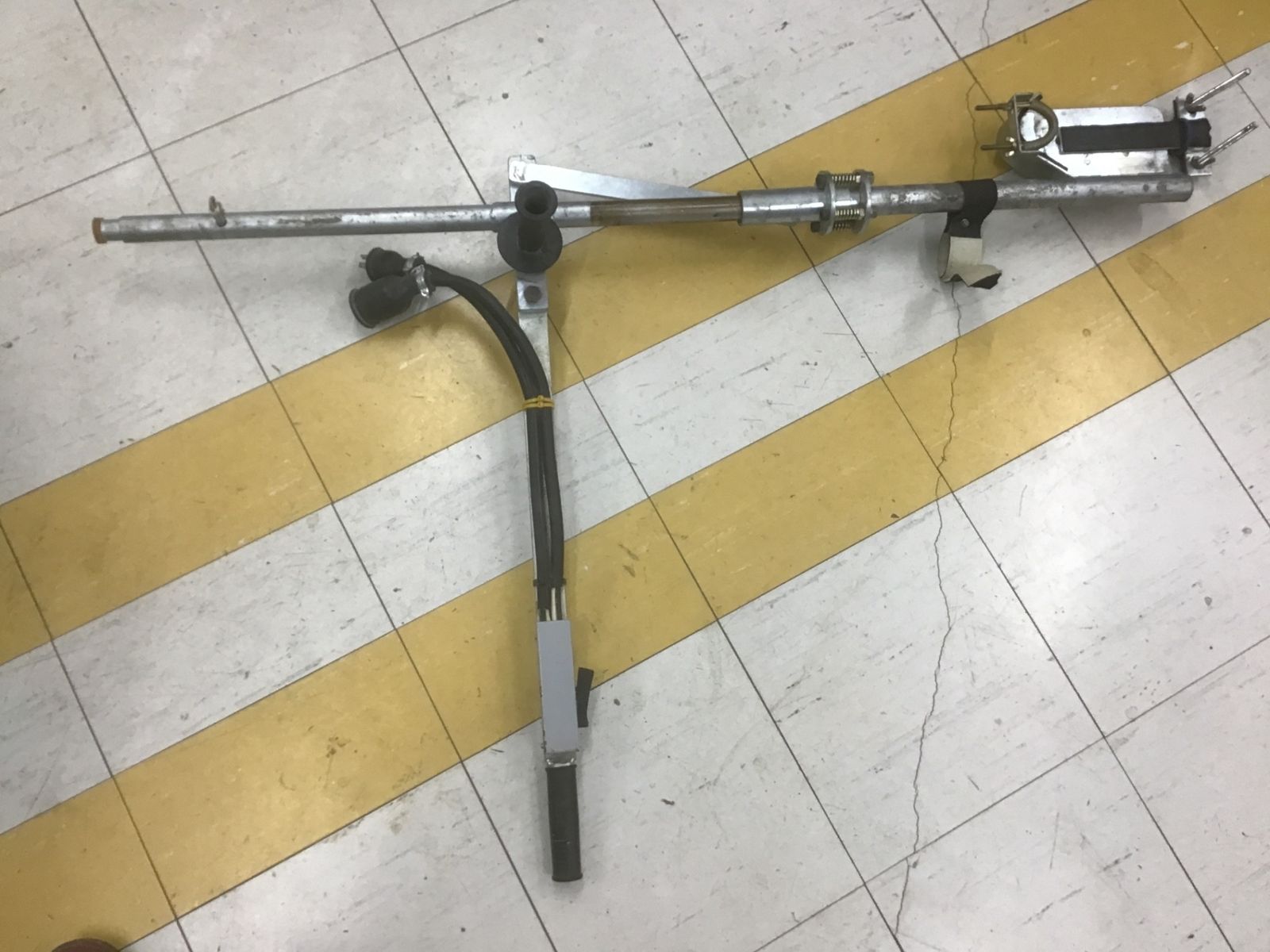 送料無料 Bランク ●ナニワ建機 フリーストップドリルスタンド 天井向けアンカー打設用●アクトツール富山店●Y5福