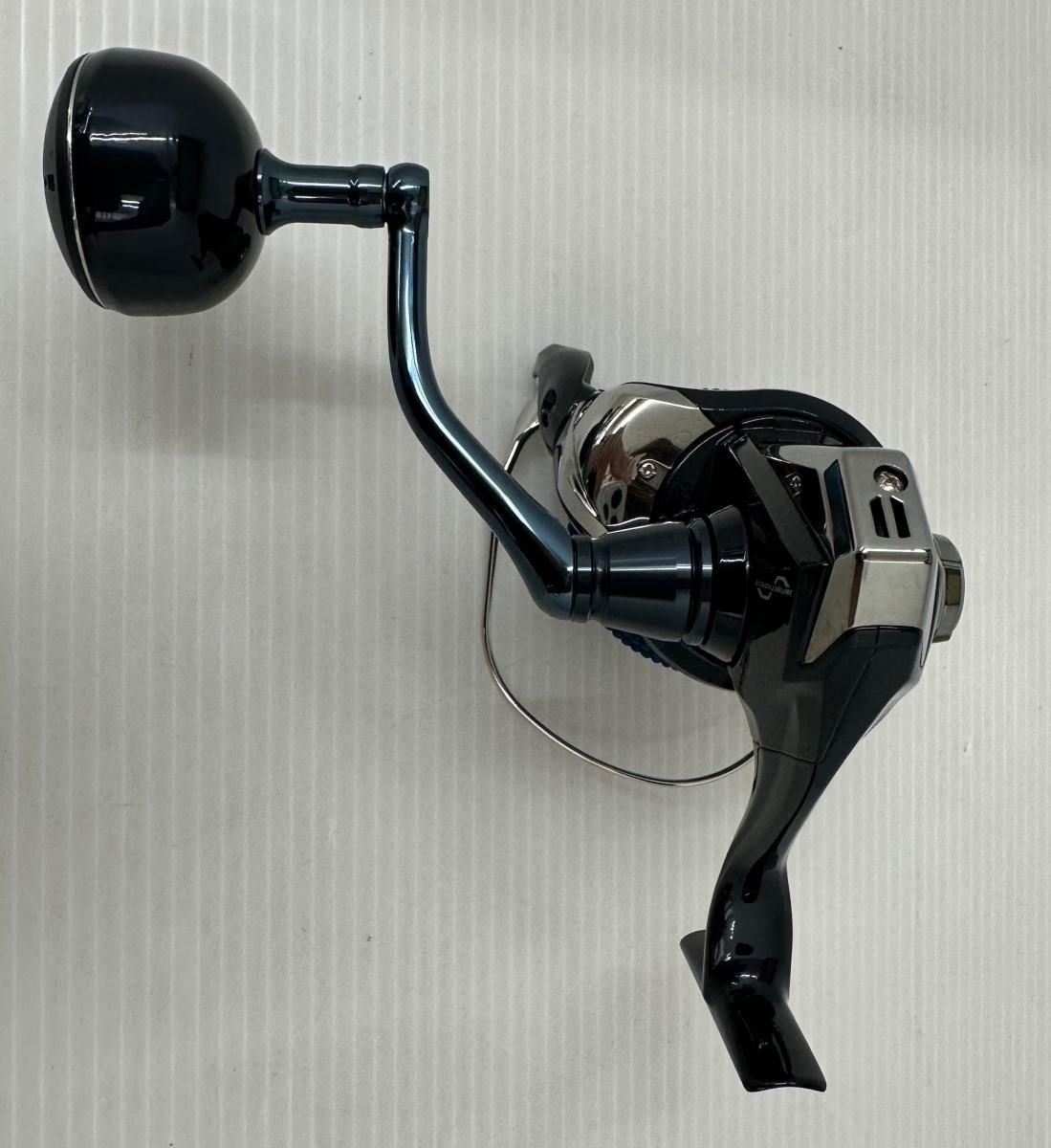 本日発送】SHIMANO STRADIC SW6000XG リール 中古美品 ストラディック