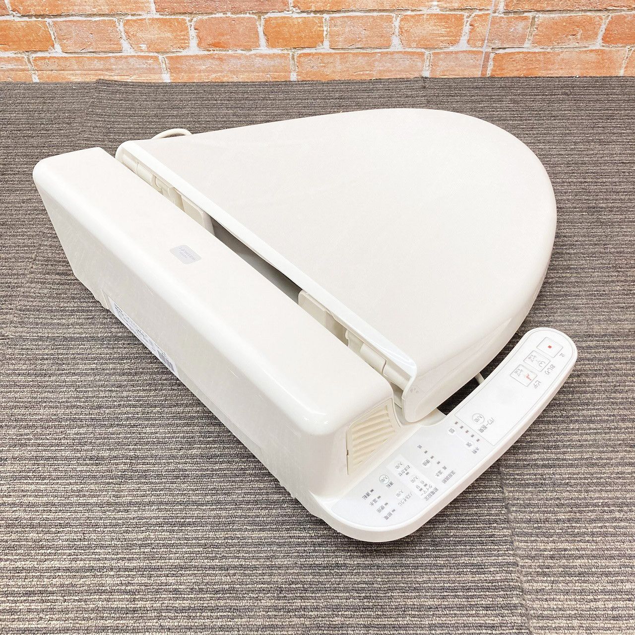 シャワートイレ