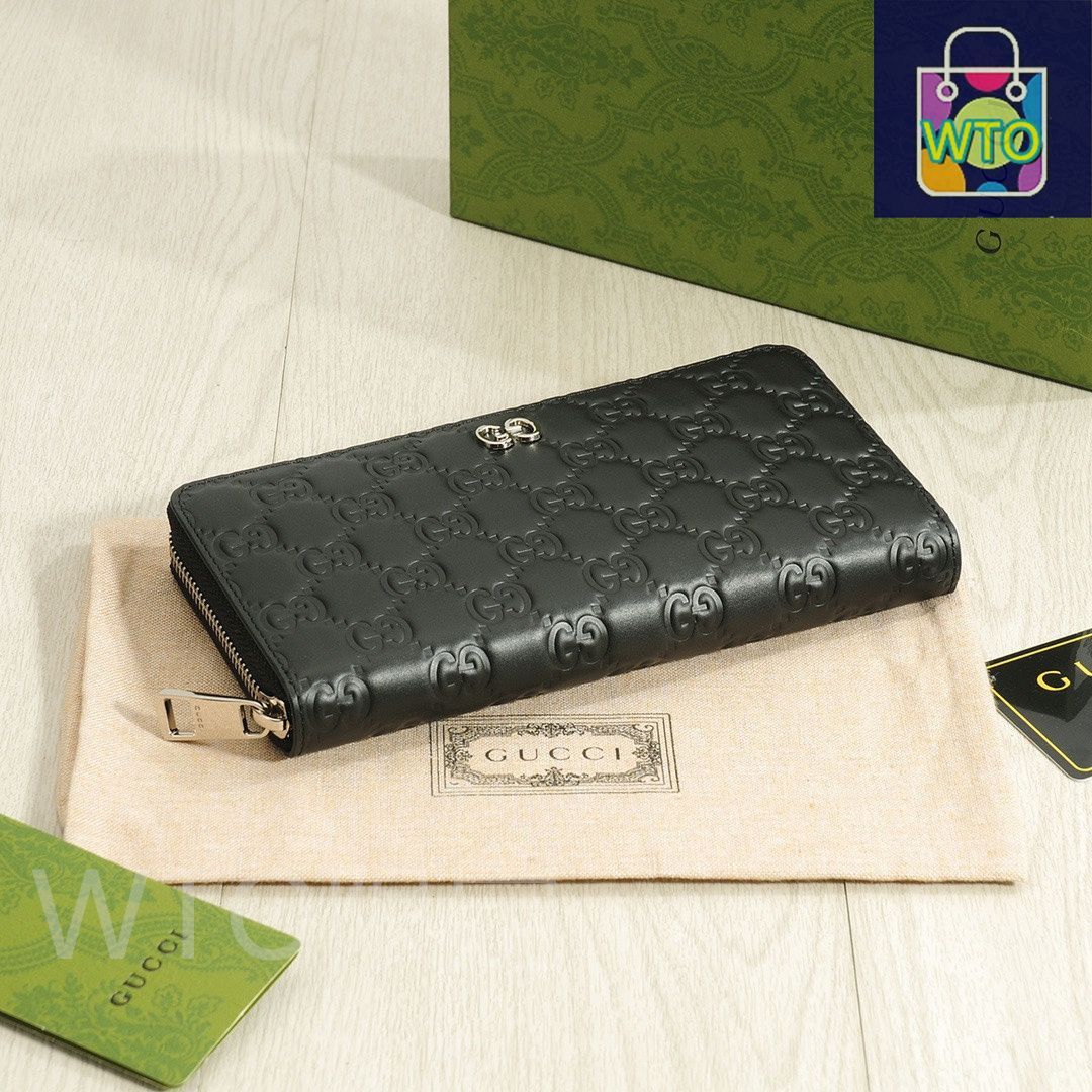 グッチ シングルジッパーポーチ