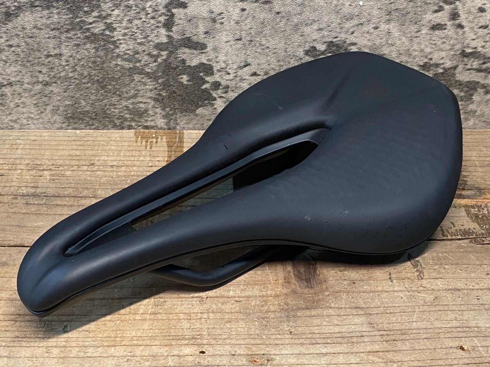 スペシャライズド SPECIALIZED