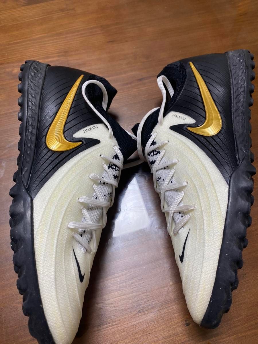 【雷市場（ポンジャン）商品韓国直送】NIKE(ナイキ) ファントム gx2 プロ tf 260