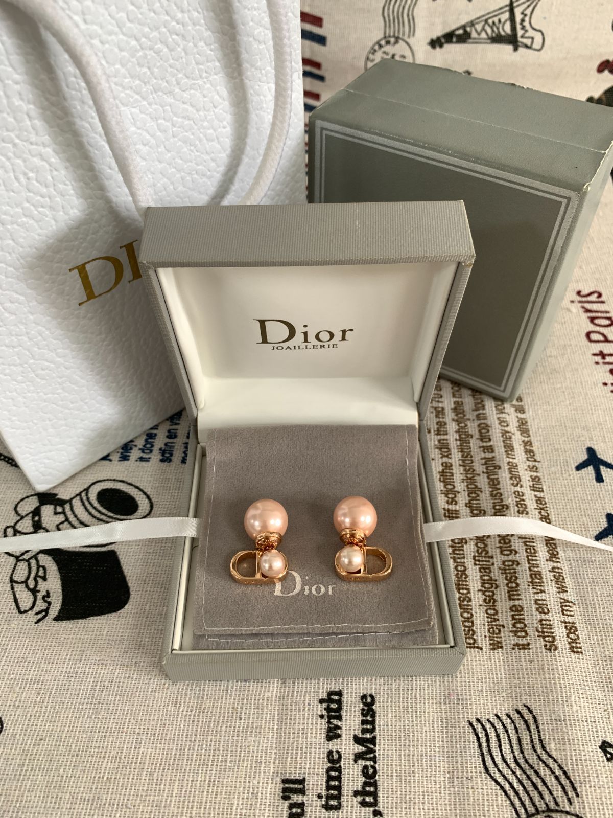 【ピンクのクローバーが可愛い】Dior Tribales ピアス ピンクのクローバーが華やか♪】Dior Tribales ピアス