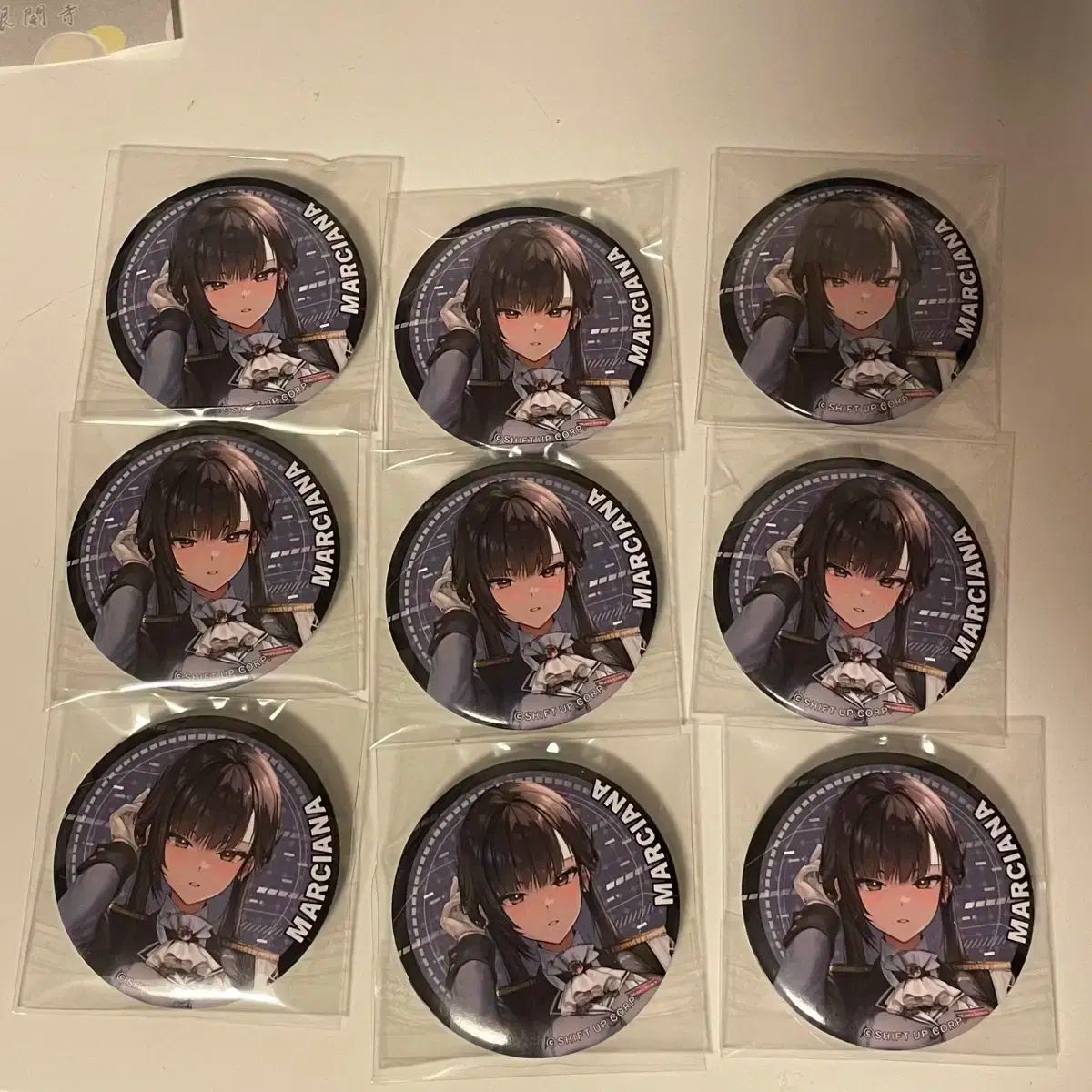 勝利の女神 NIKKE ヘルム 缶バッジ ころった まとめ売り 勝利の女神 NIKKE