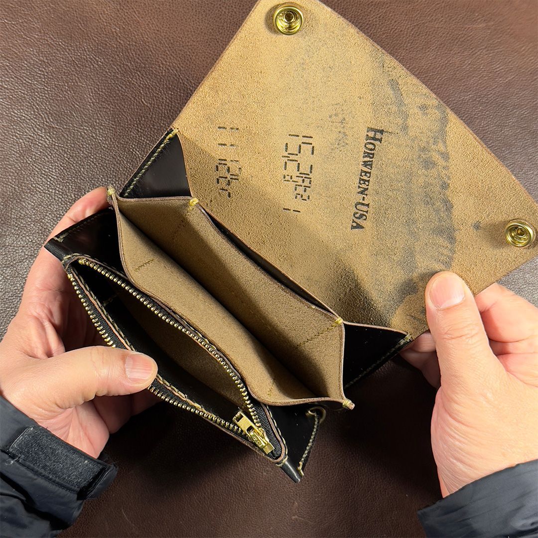 Horween社クロムエクセル・ブラック茶芯使用 ロングトラッカー