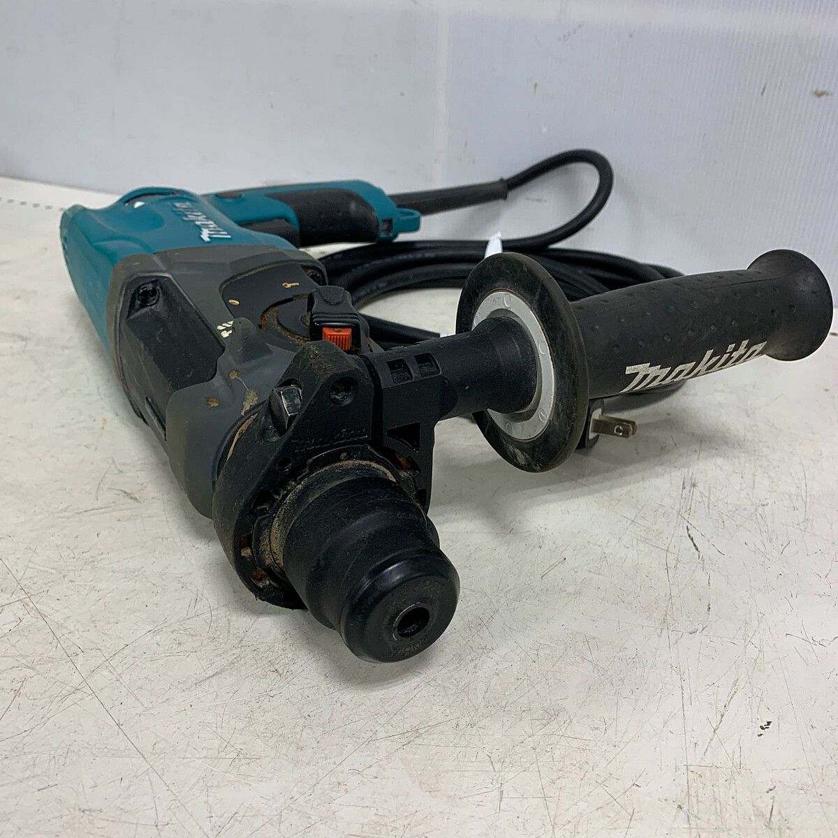 ♭♭MAKITA マキタ 24ｍｍ　ハンマドリル HR2470F