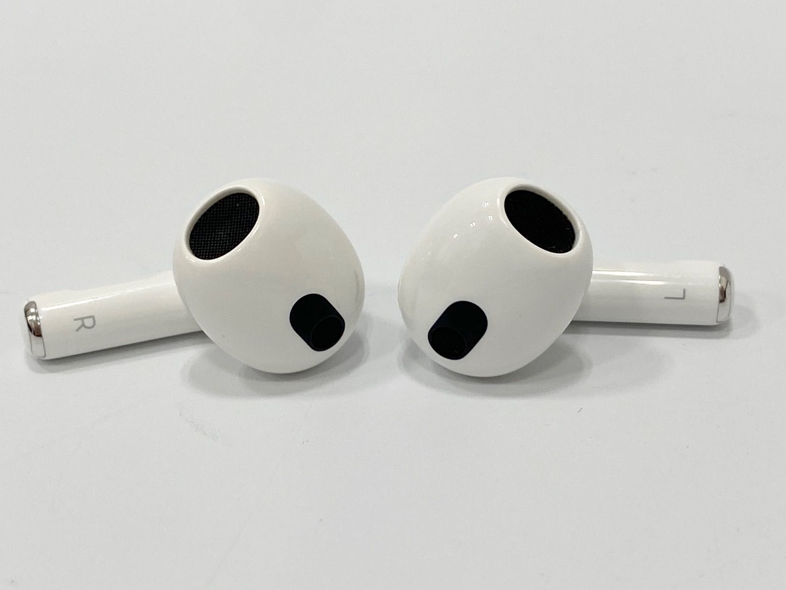 美品】Apple AirPods 第3世代 MME73J/A ワイヤレスイヤホン エアポッズ 