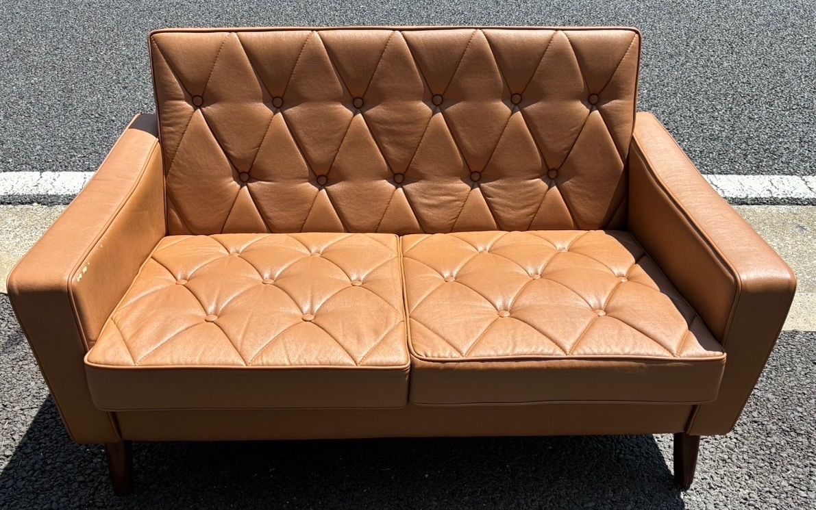 ◇カリモク60 2人掛けソファ ロビーチェア 2シーター カリモク