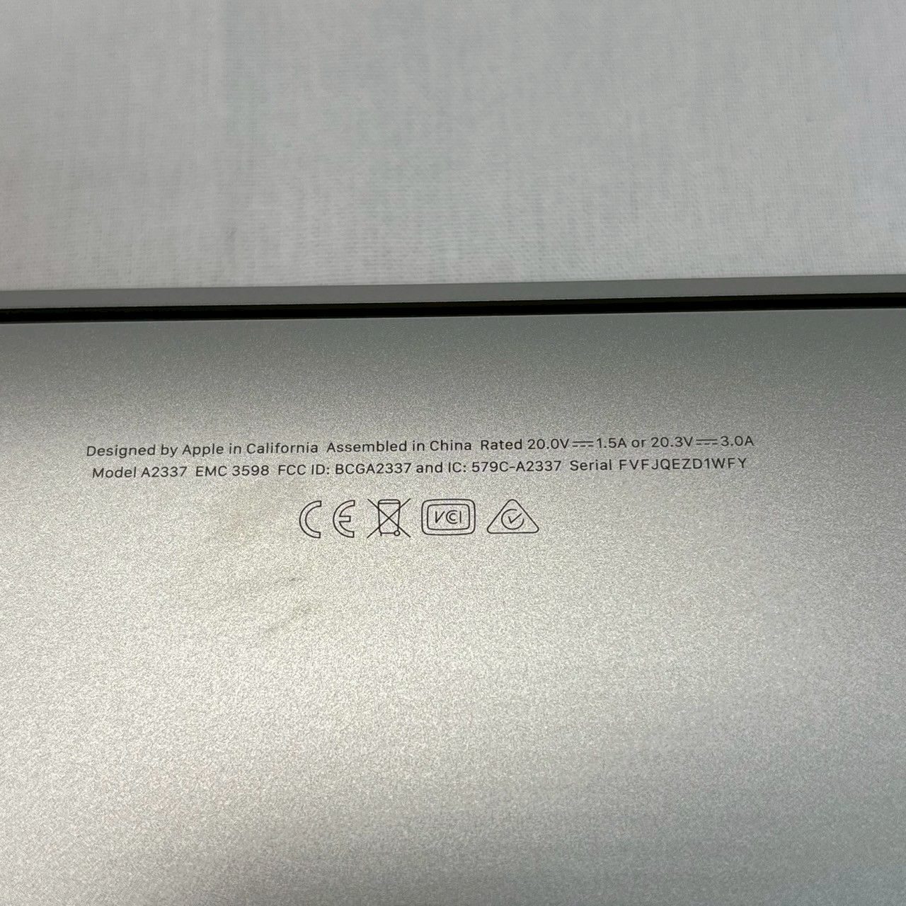 美品✨MacBook Air M1 8GB 256GB バッテリー98% シルバー - メルカリ