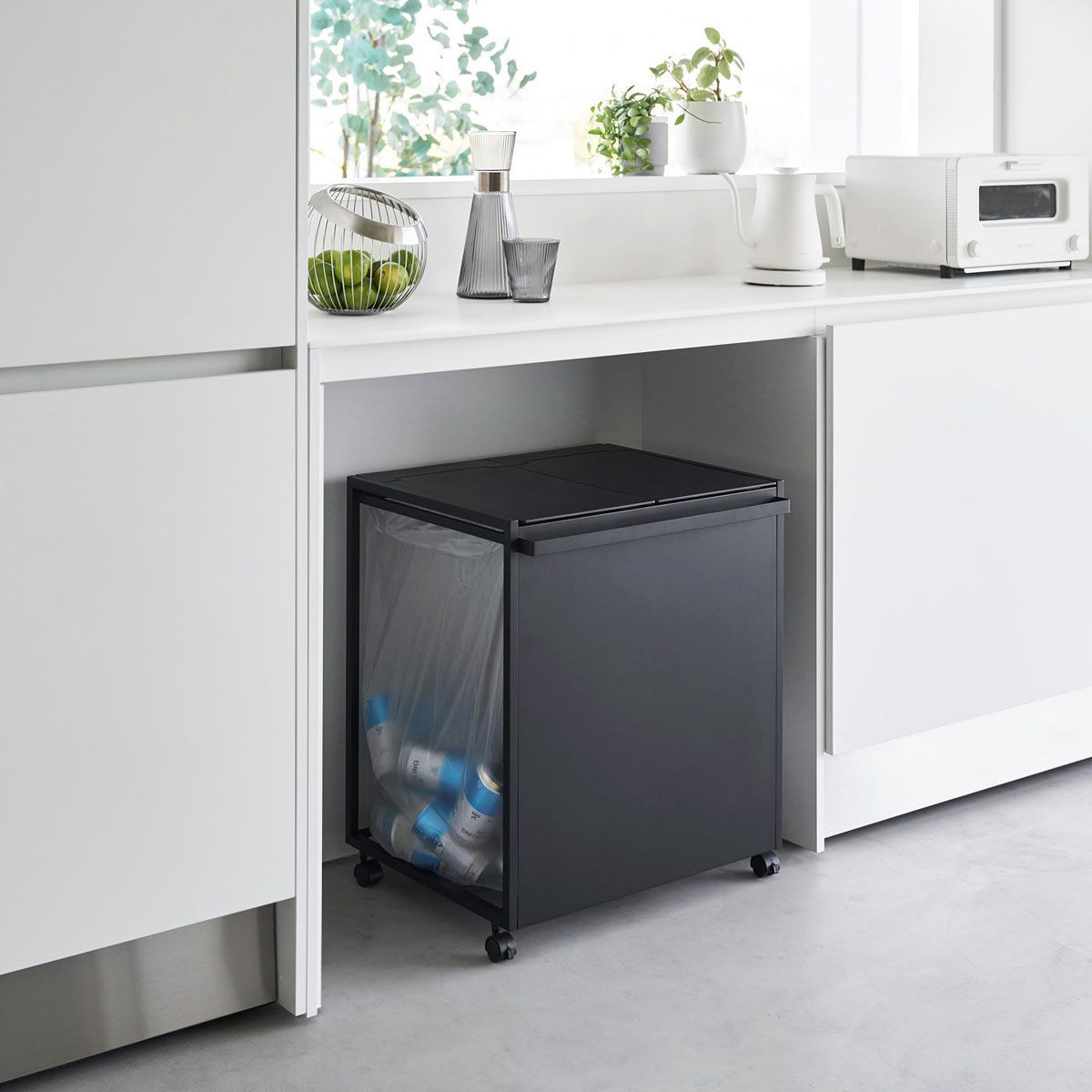 新品 分別ゴミ箱 山崎実業 tower タワー 蓋付き目隠し分別ダストワゴン 45L 2分別 ブラック【SPORTUS】※沖縄発送不可