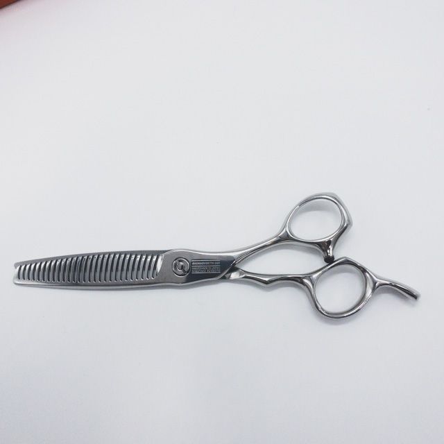 【ミズタニシザーズ ミズタニシザーMIZUTANI SCISSORS】CROSSOVER 225 USUBAウスバ逆刃 オフセット シザー セニング 美容ハサミ すきばさみ 美容師 理容師 約20～25% 右利き 5.8インチ 中古 sc648