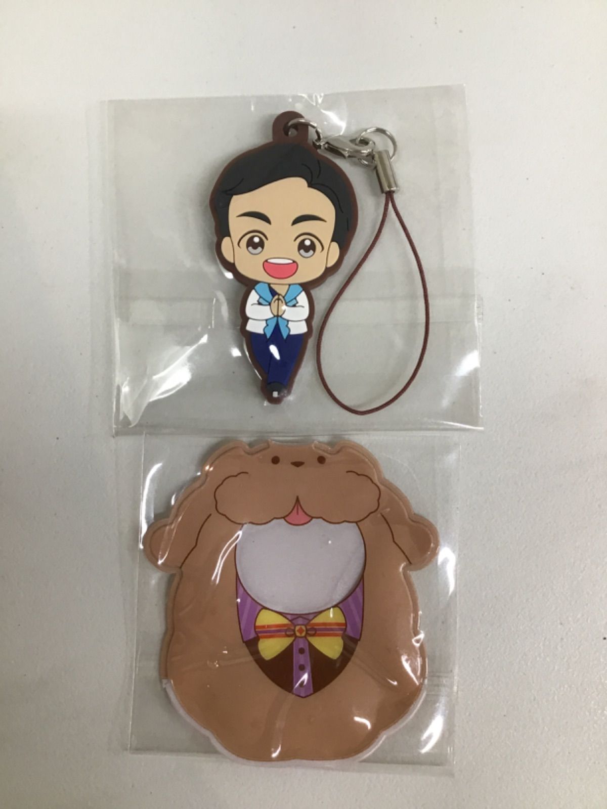 L8-25】◎ ユーリ!!! on ICE つつまれっこラバーストラップ2点