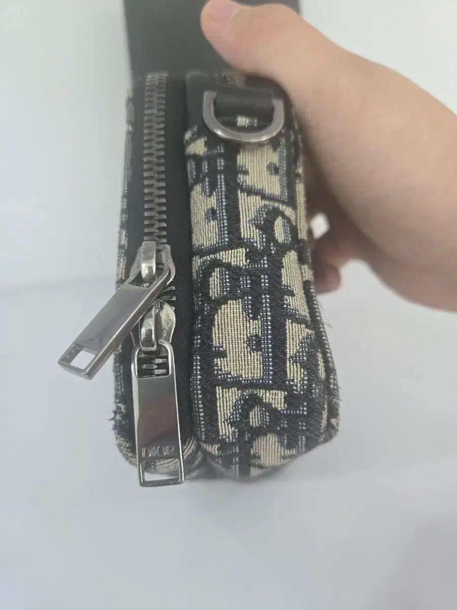 OS Dior ディオール バッグ メッセンジャーバッグ オブリーク ストラップ ファスナー KARIMZIABAT_FR