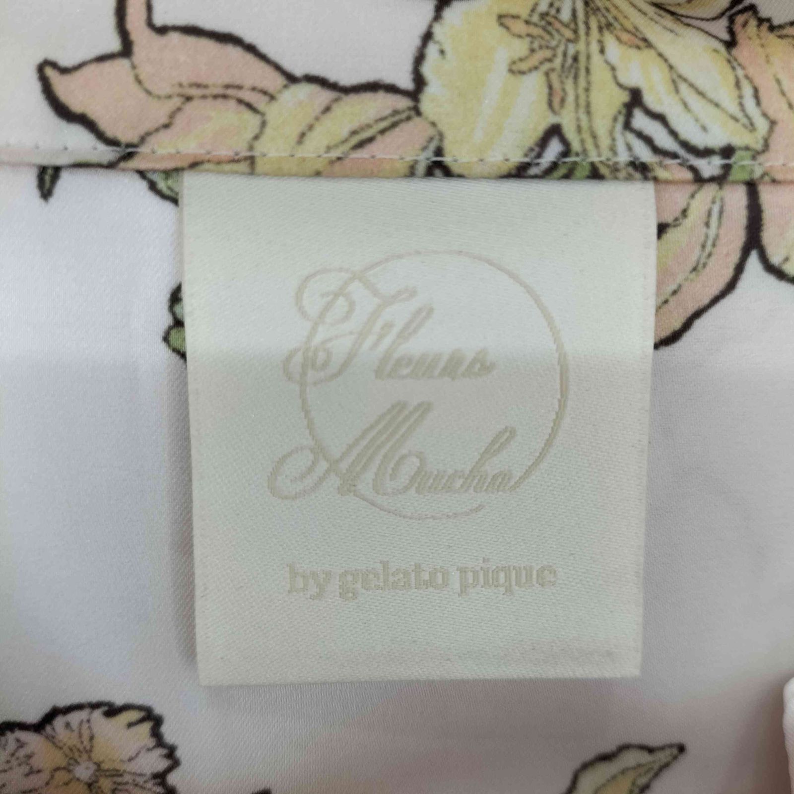 ジェラートピケ gelato pique 【ミュシャ】花柄サテンシャツ