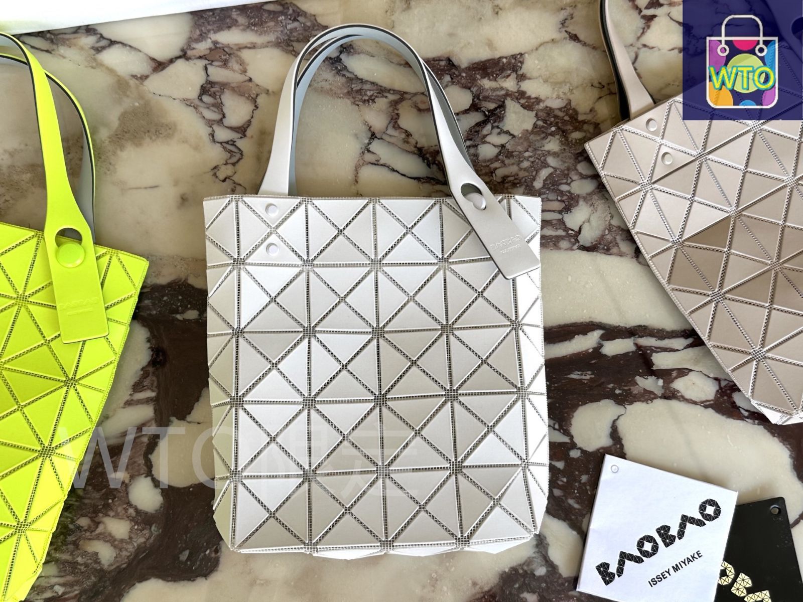 今日特価】ISSEY MIYAKE April Limited Mini Cube ～三宅一生 四