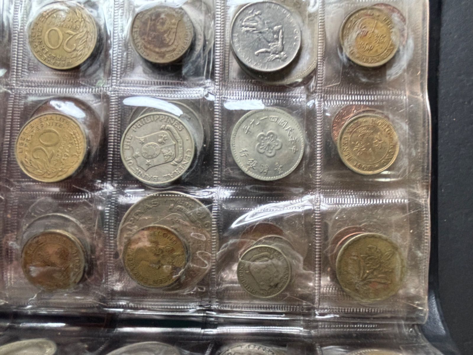 外国 コイン アルバム コインアルバム 世界の硬貨 銀銅ニッケルアルミ等貨幣 約140