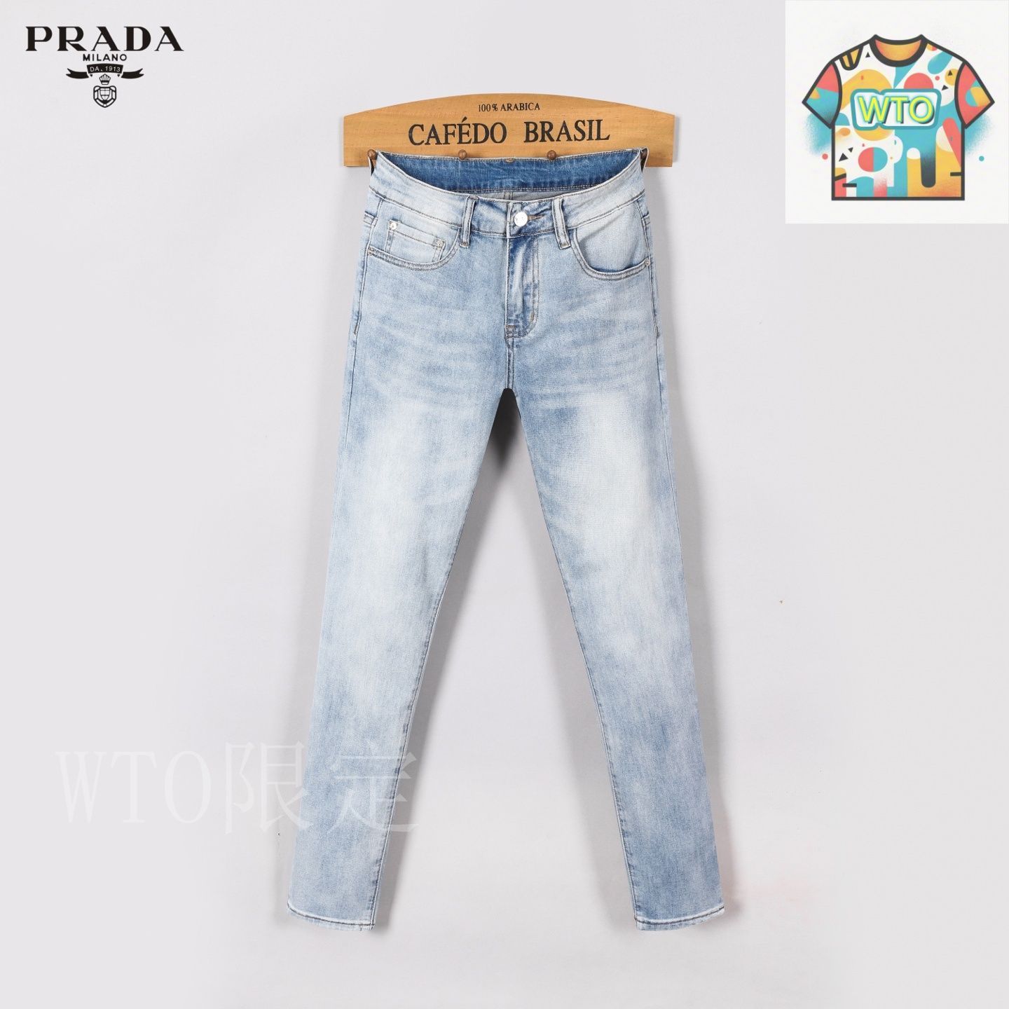 PRADA レギュラー レア デニムジーンズ PRADA プラダ ウォッシュ加工 メタルロゴ ボタンフライ
