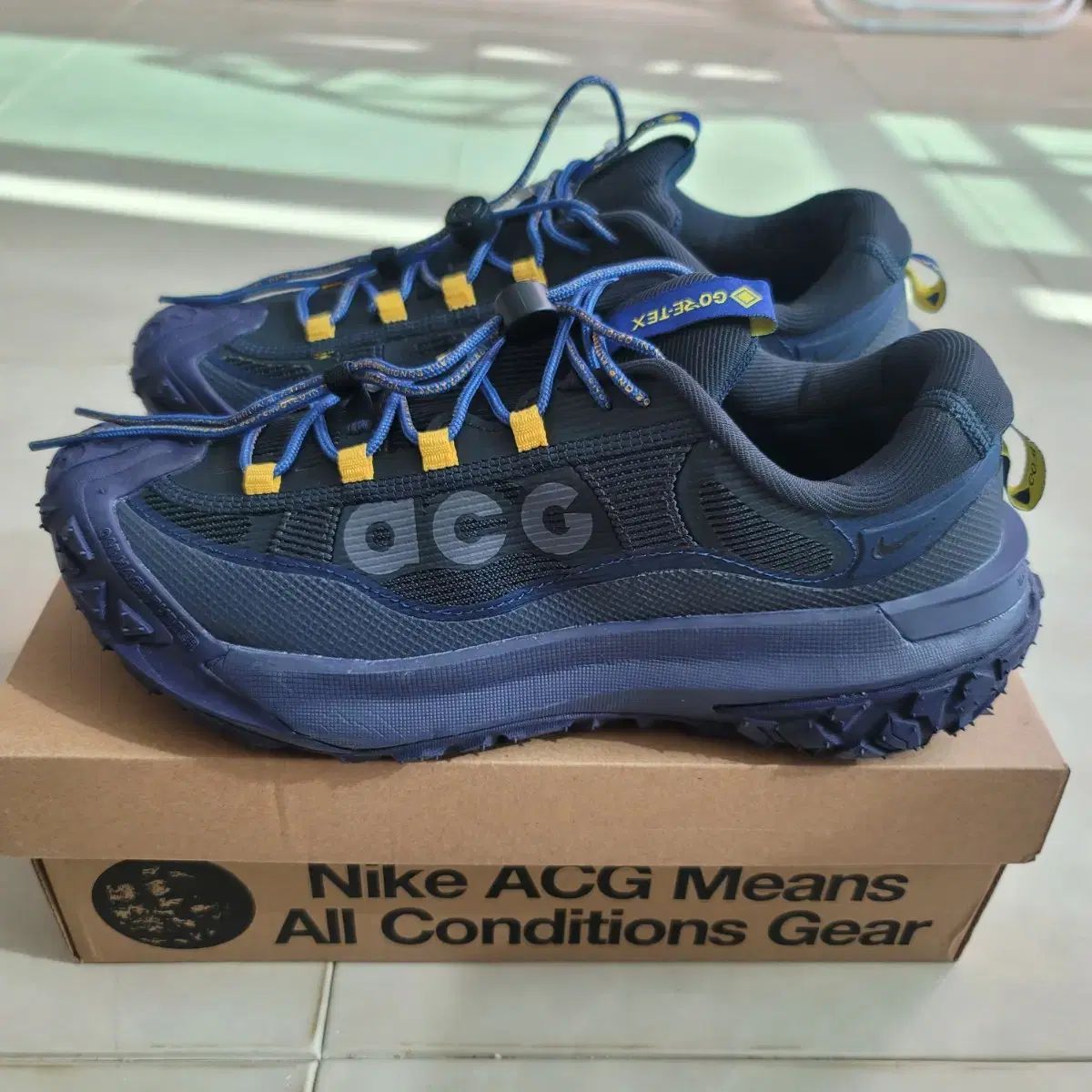 ロー ゴアテックス