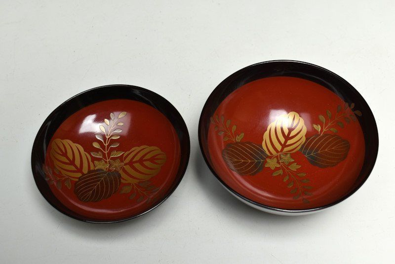 木製内朱塗 蒔絵草花文