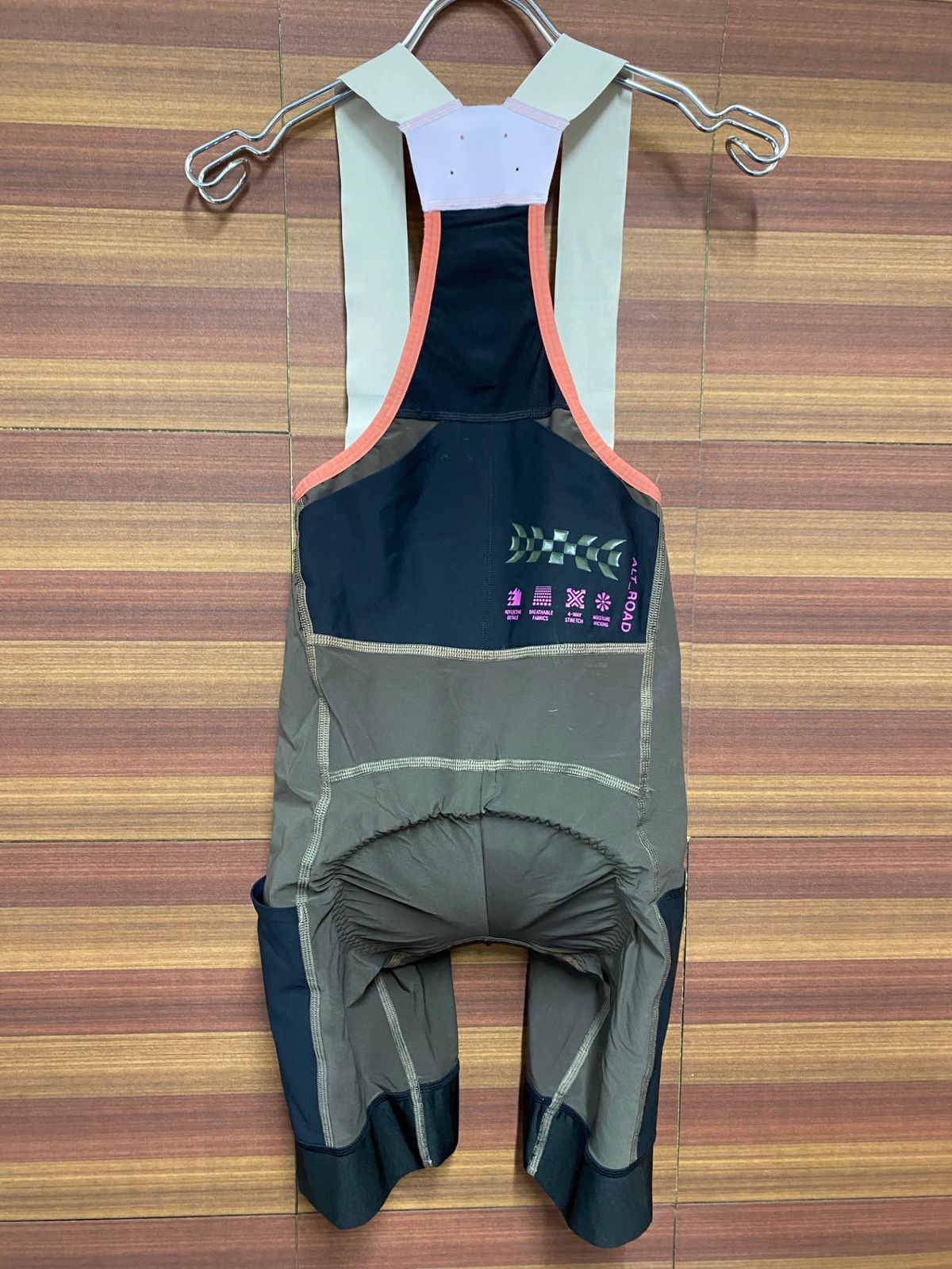 IM496 マープ MAAP WOMEN S ALT ROAD BIB ビブショーツ カーキ XS レディース