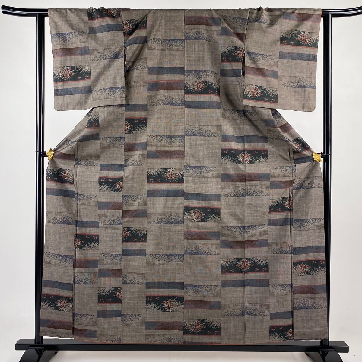 平和屋着物●上質な紬　矢羽吉祥間道　ロング丈　正絹　逸品　CAAW8708yc 平和屋着物○上質な紬 矢羽吉祥間道 ロング丈 正絹 逸品 CAAW8708yc